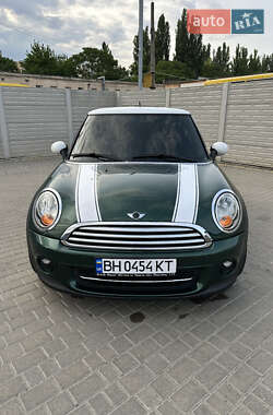 Хетчбек MINI Hatch 2012 в 