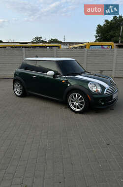 Хетчбек MINI Hatch 2012 в 