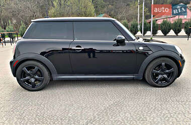 Хэтчбек MINI Hatch 2010 в 