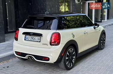 Хетчбек MINI Hatch 2019 в 