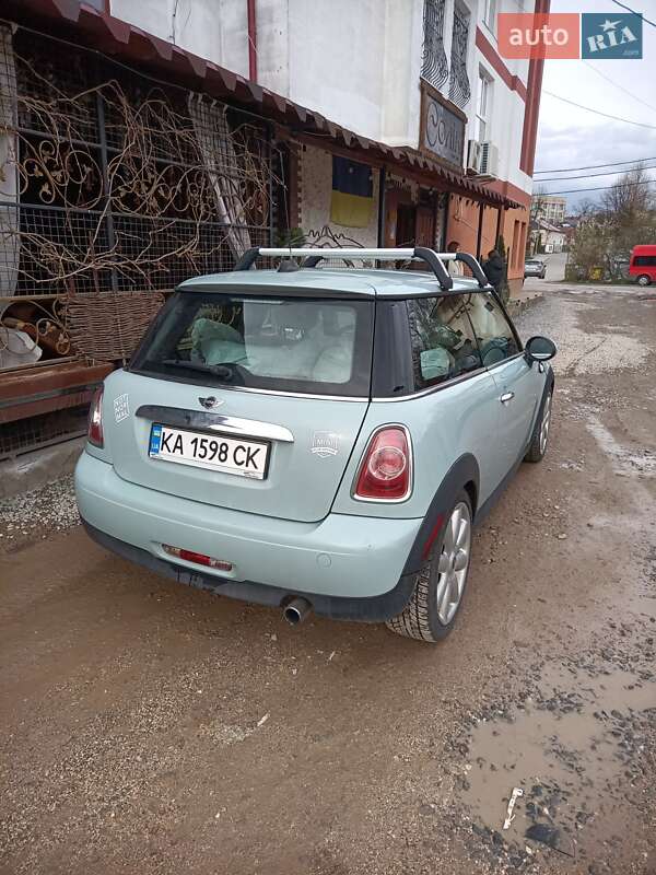 Хетчбек MINI Hatch 2013 в Києві