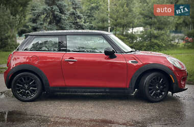 Хетчбек MINI Hatch 2015 в 