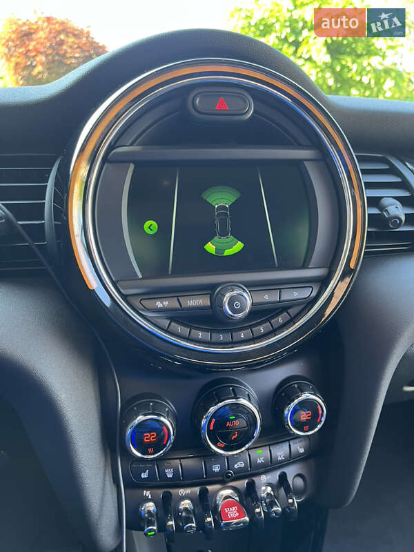 Хетчбек MINI Hatch 2020 в Києві