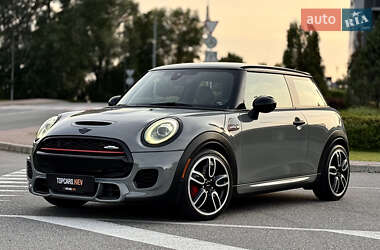 Хэтчбек MINI Hatch 2018 в 