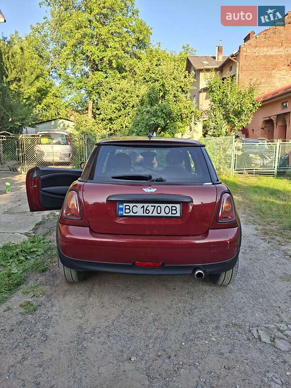 Хетчбек MINI Hatch 2008 в Дрогобичі