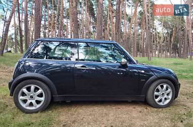 Хэтчбек MINI Hatch 2005 в 