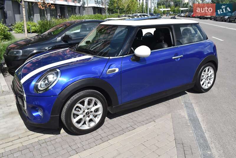 Хетчбек MINI Hatch 2018 в 