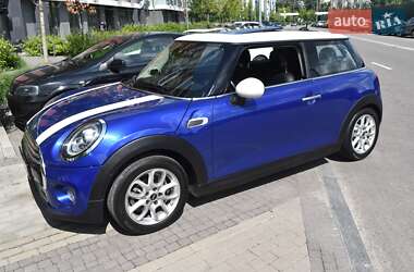 Хэтчбек MINI Hatch 2018 в 