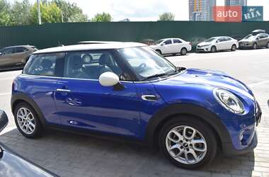 Хэтчбек MINI Hatch 2018 в 
