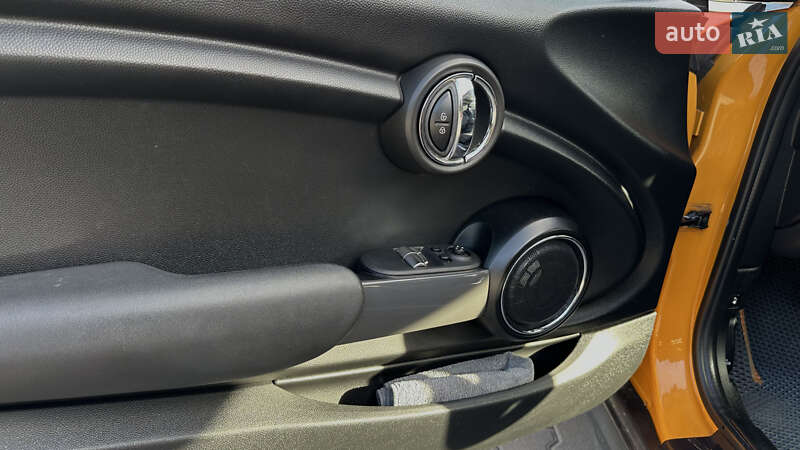 Хэтчбек MINI Hatch 2014 в Чернигове фото 27 Хэтчбек MINI Hatch 2014 в Чернигове