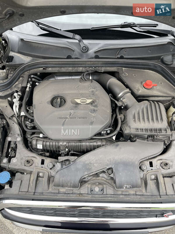 Хэтчбек MINI Hatch 2019 в Киеве