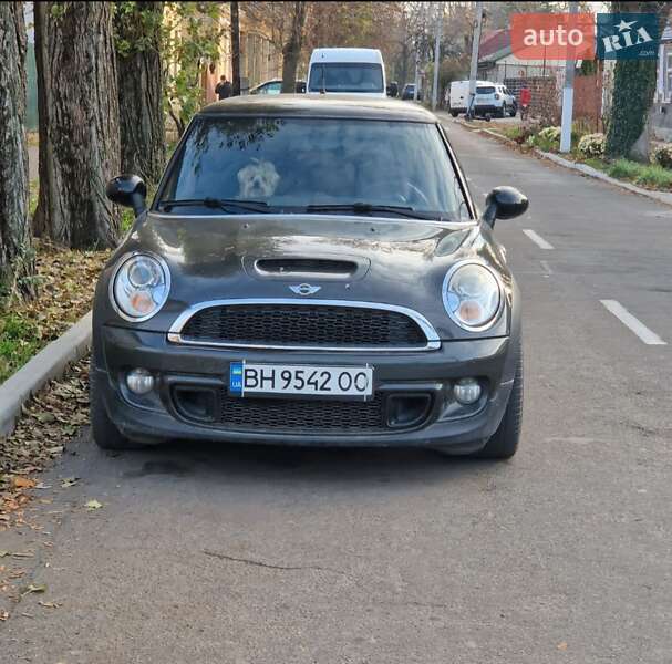 Хэтчбек MINI Hatch 2010 в Измаиле