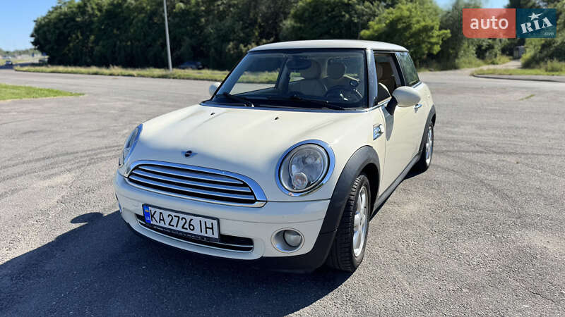 Хетчбек MINI Hatch 2008 в Львові