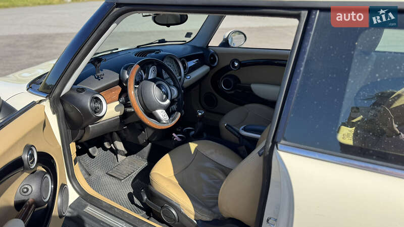 Хетчбек MINI Hatch 2008 в Львові