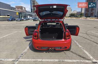Хетчбек MINI Hatch 2018 в 