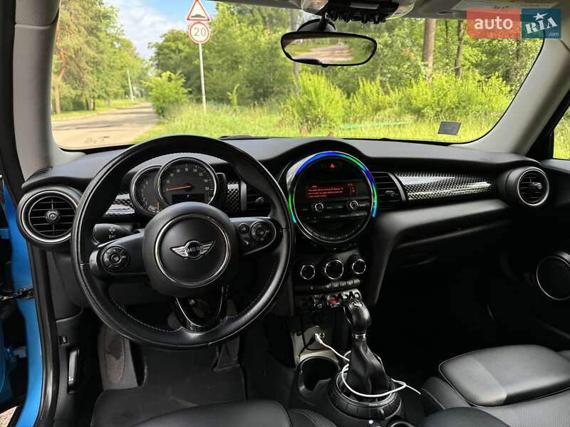 Хетчбек MINI Hatch 2015 в Києві