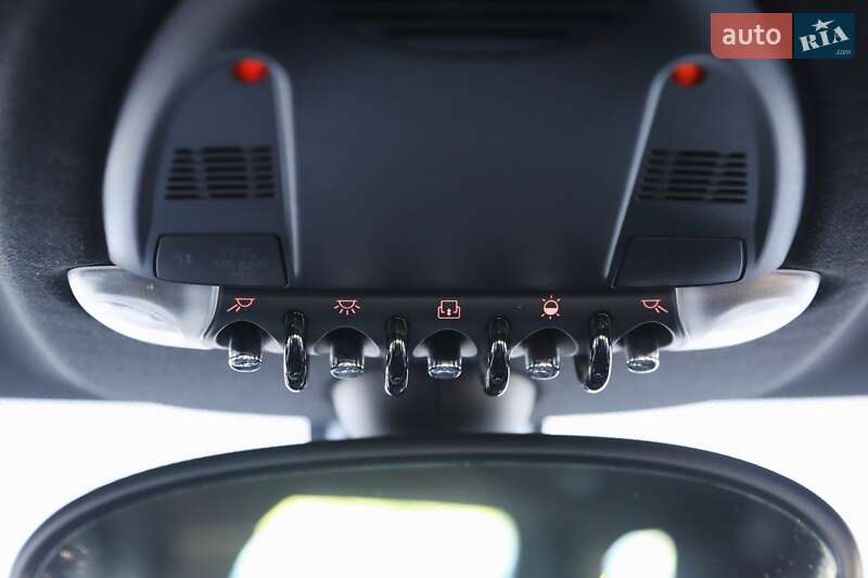 Хетчбек MINI Hatch 2014 в Києві