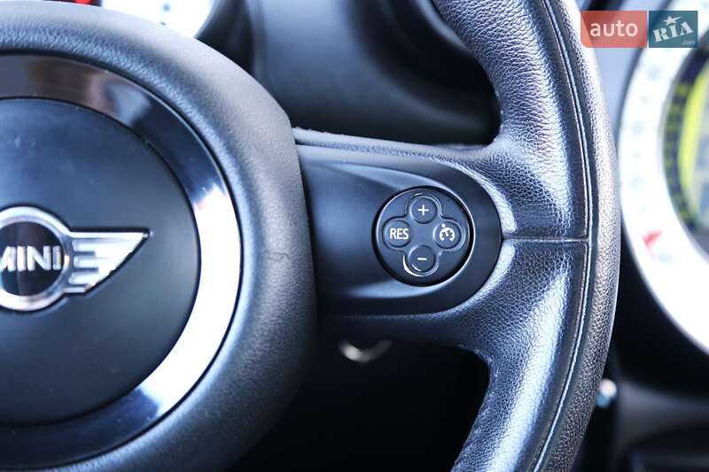 Хетчбек MINI Hatch 2014 в Києві