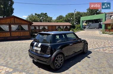 Хетчбек MINI Hatch 2005 в 