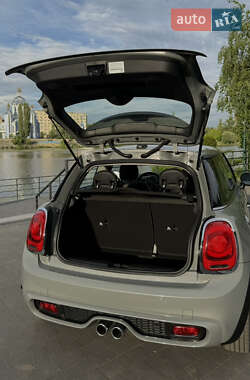 Хетчбек MINI Hatch 2019 в 