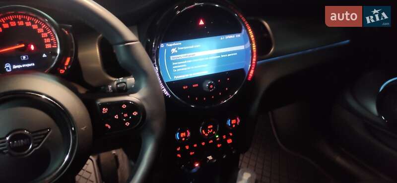 Хетчбек MINI Hatch 2022 в Києві