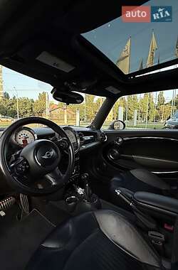 Хэтчбек MINI Hatch 2013 в 