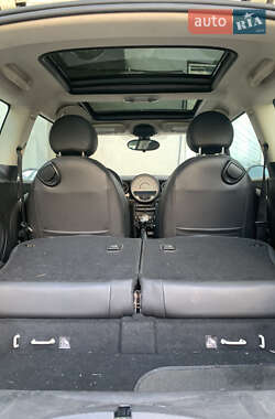 Хетчбек MINI Hatch 2012 в 
