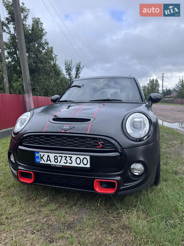 Хетчбек MINI Hatch 2017 в Києві фото 5 Хетчбек MINI Hatch 2017 в Києві
