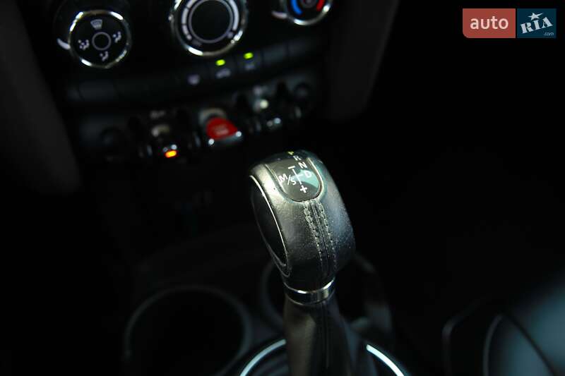 Хетчбек MINI Hatch 2014 в Харкові