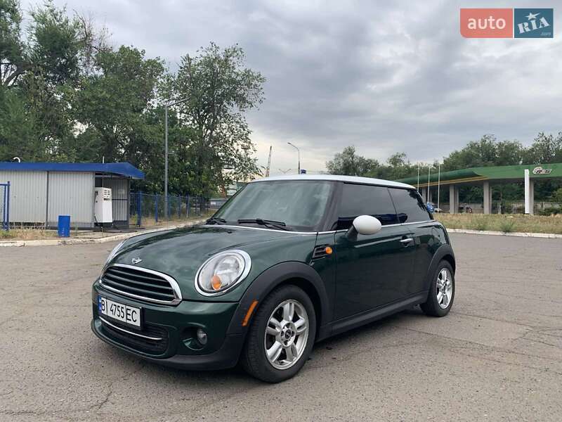 Хэтчбек MINI Hatch 2012 в 