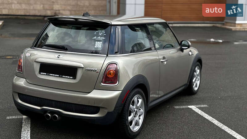 Хетчбек MINI Hatch 2010 в Києві
