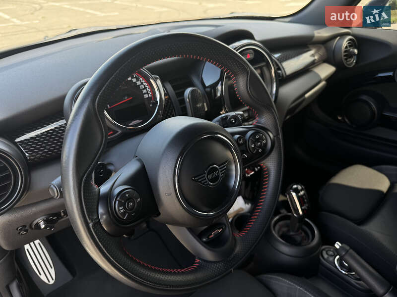 Хетчбек MINI Hatch 2019 в Києві фото 3 Хетчбек MINI Hatch 2019 в Києві