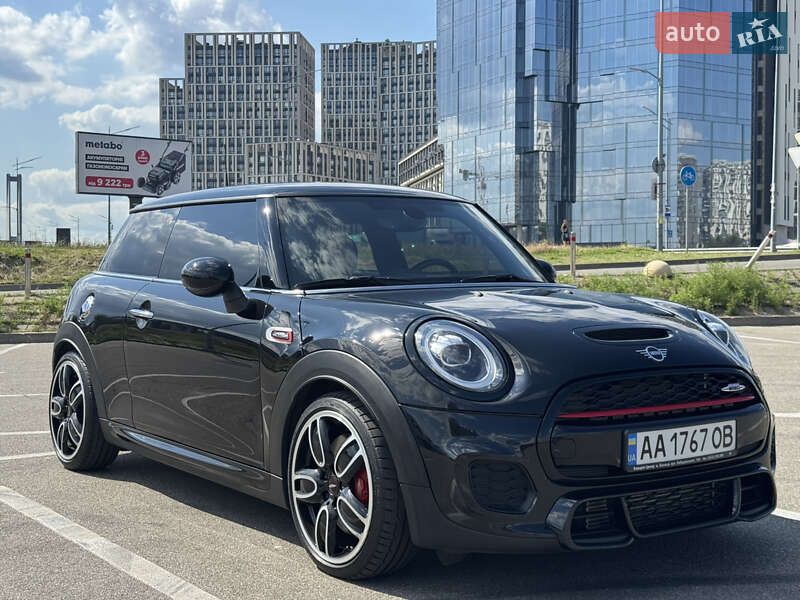 MINI Hatch 2019