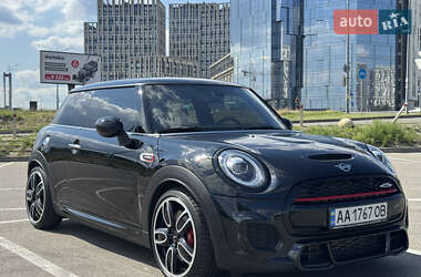 Хетчбек MINI Hatch 2019 в 