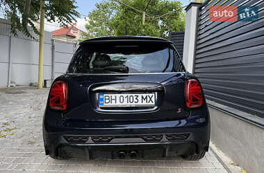 Хетчбек MINI Hatch 2021 в 