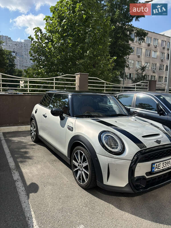 Хетчбек MINI Hatch 2021 в 