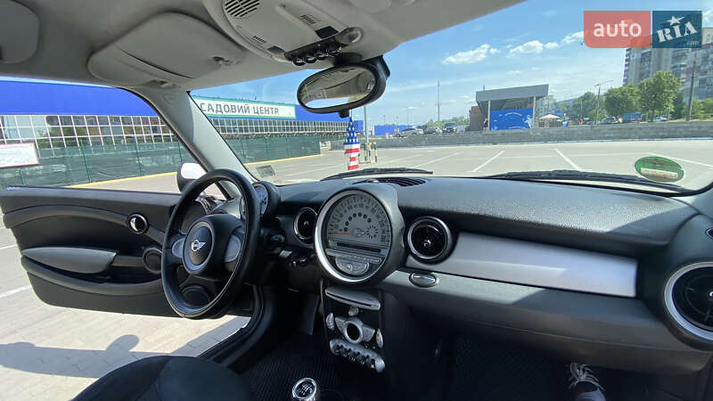 Хетчбек MINI Hatch 2009 в Львові