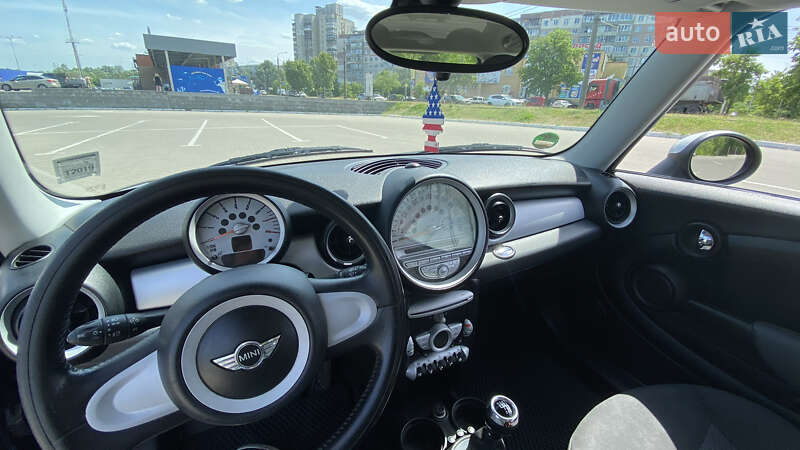 Хетчбек MINI Hatch 2009 в Львові