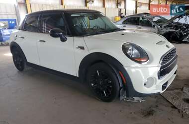 Хэтчбек MINI Hatch 2017 в 