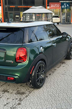 Хэтчбек MINI Hatch 2015 в 