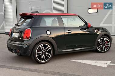 Хетчбек MINI Hatch 2019 в 