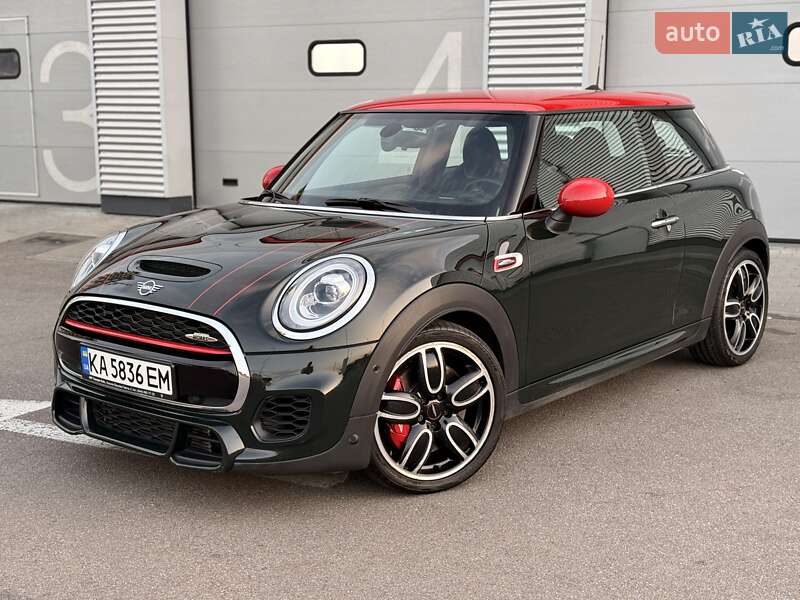 Хетчбек MINI Hatch 2019 в 