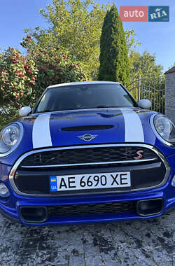 Хетчбек MINI Hatch 2018 в 