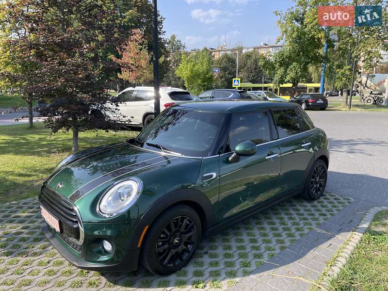 Хетчбек MINI Hatch 2017 в 