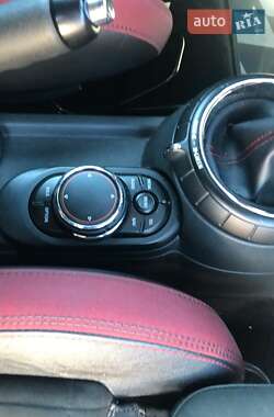 Хетчбек MINI Hatch 2015 в 