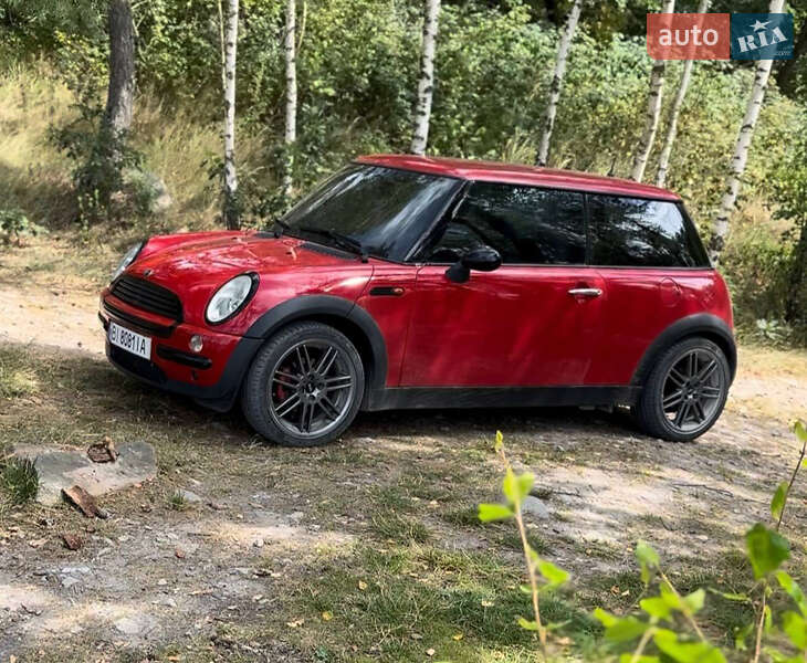 Хетчбек MINI Hatch 2002 в 