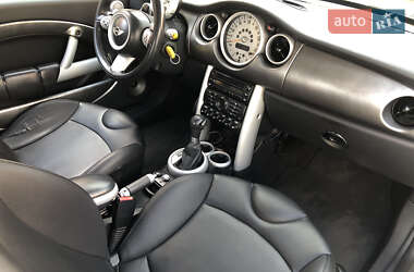 Хэтчбек MINI Hatch 2005 в 