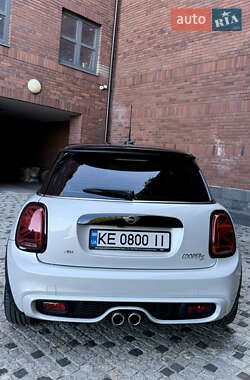 Хетчбек MINI Hatch 2020 в 