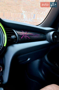 Хетчбек MINI Hatch 2020 в 