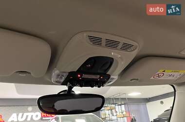 Хэтчбек MINI Hatch 2022 в Львове